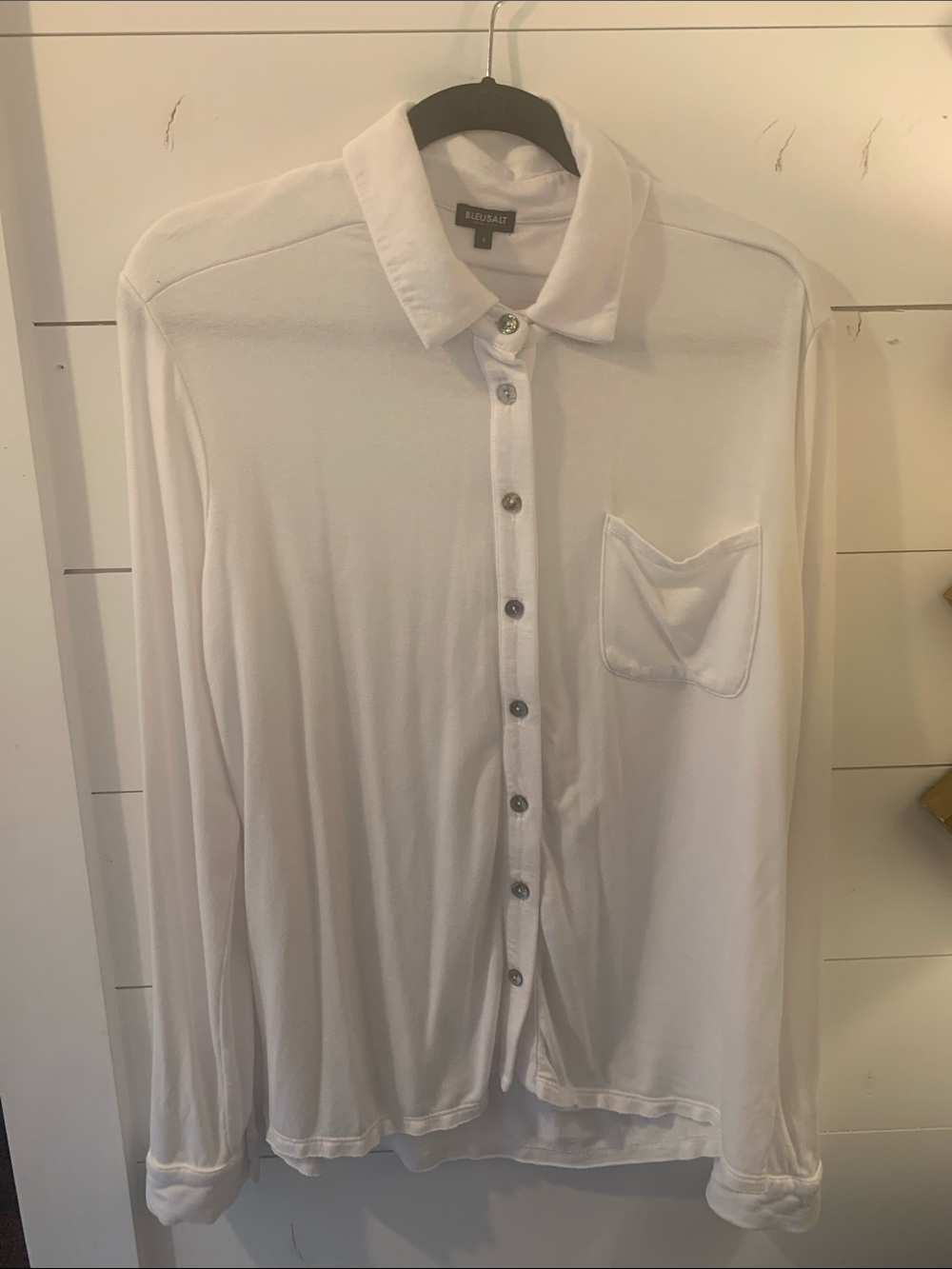 Bleusalt white jersey button up shirt size 4. Never worn.